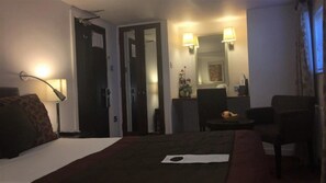 Chambre Double | Coffres-forts dans les chambres, décoration personnalisée