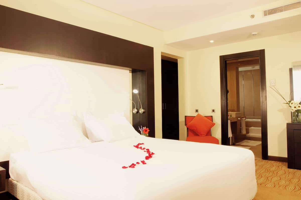 Junior Suite | Premium bedding, desk, laptop workspace, blackout curtains