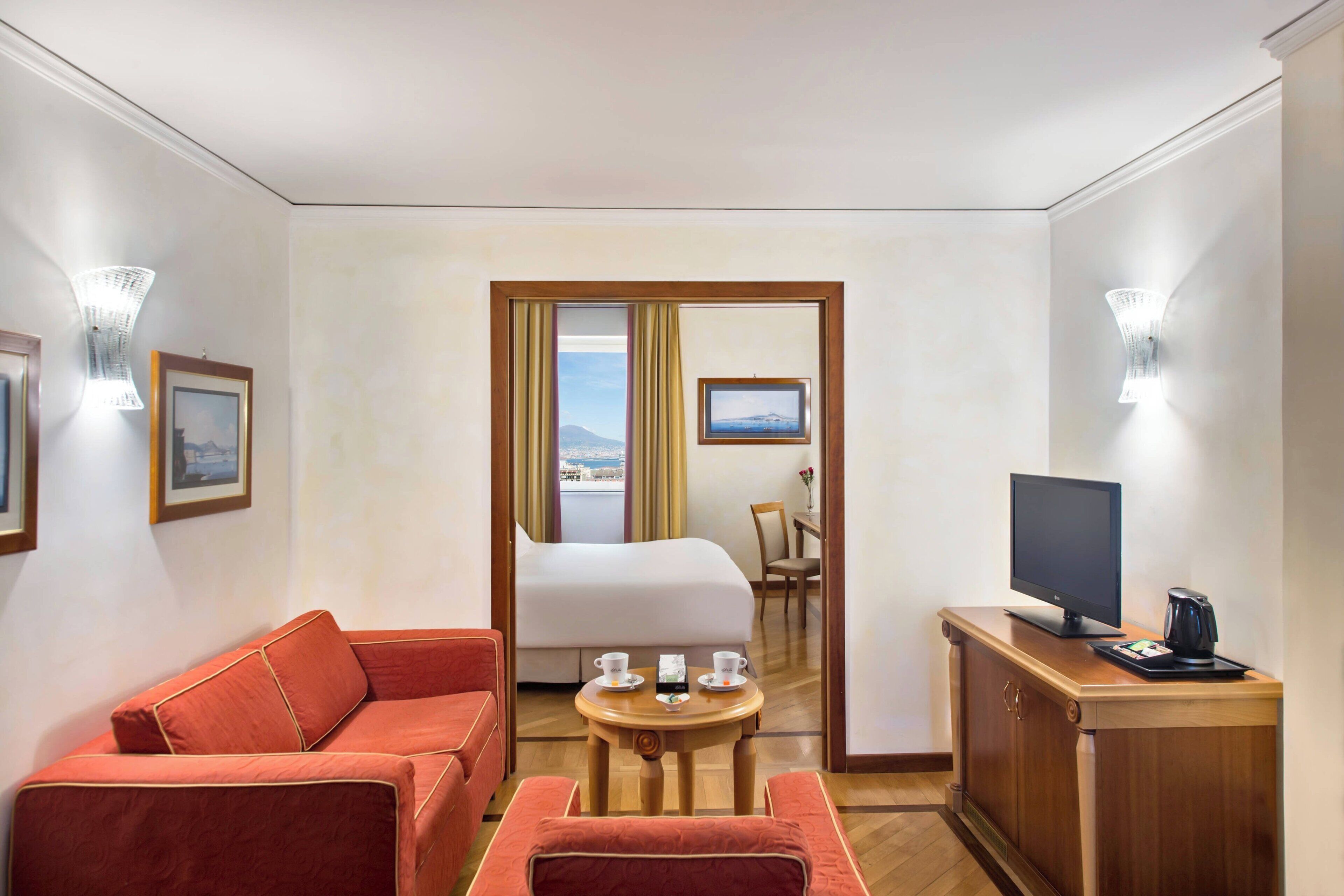 suite, 1 bedroom | 1 bedroom, minibar, in-room safe, desk
