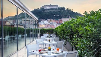 Colazione a buffet a pagamento, servita tutte le mattine