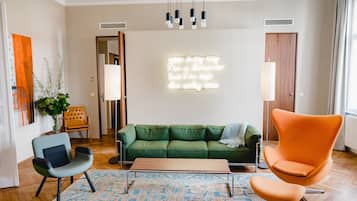 Premium bedding, minibar, in-room safe, individually decorated