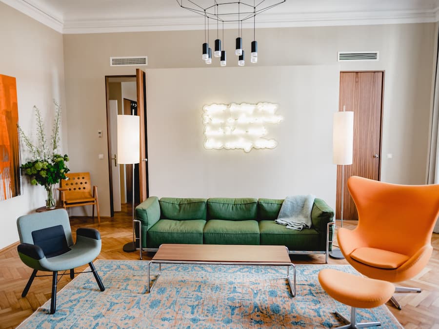 Luxe beddengoed, een minibar, een kluis op de kamer