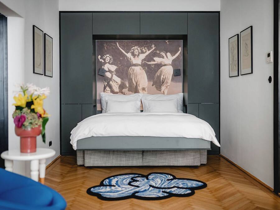 Grete Wiesenthal Suite XXL | Hochwertige Bettwaren, Minibar, Zimmersafe, individuell dekoriert