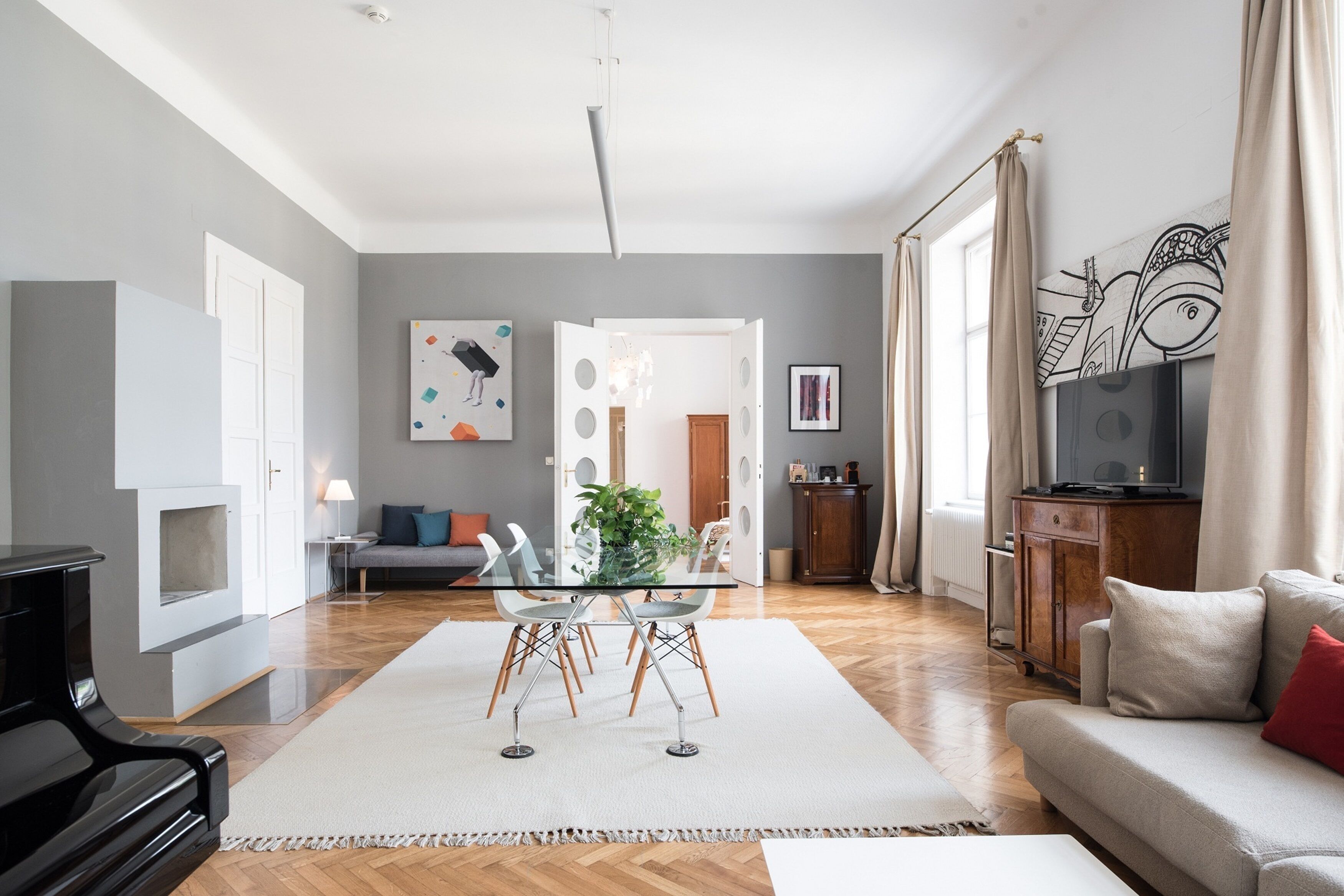 suite xl | premium bedding, minibar, in-room safe, individually decorated