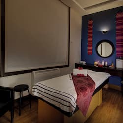 Body treatments, aromatherapy, Swedish massages, Thai massages