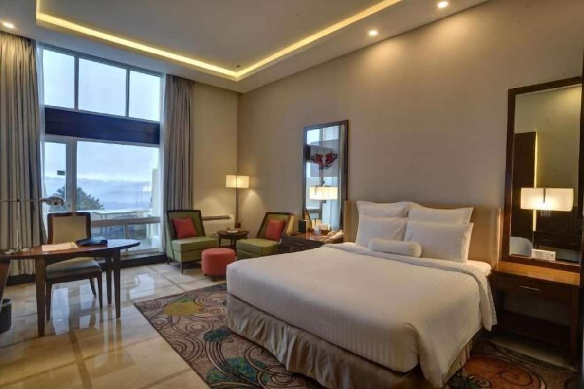 1 bedroom, minibar, in-room safe, desk
