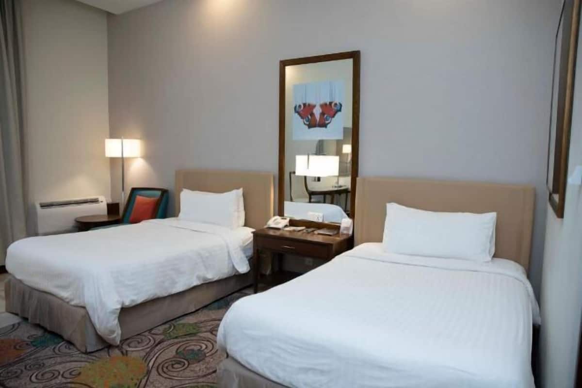 1 bedroom, minibar, in-room safe, desk
