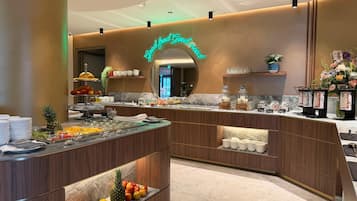 Daily buffet breakfast for a fee