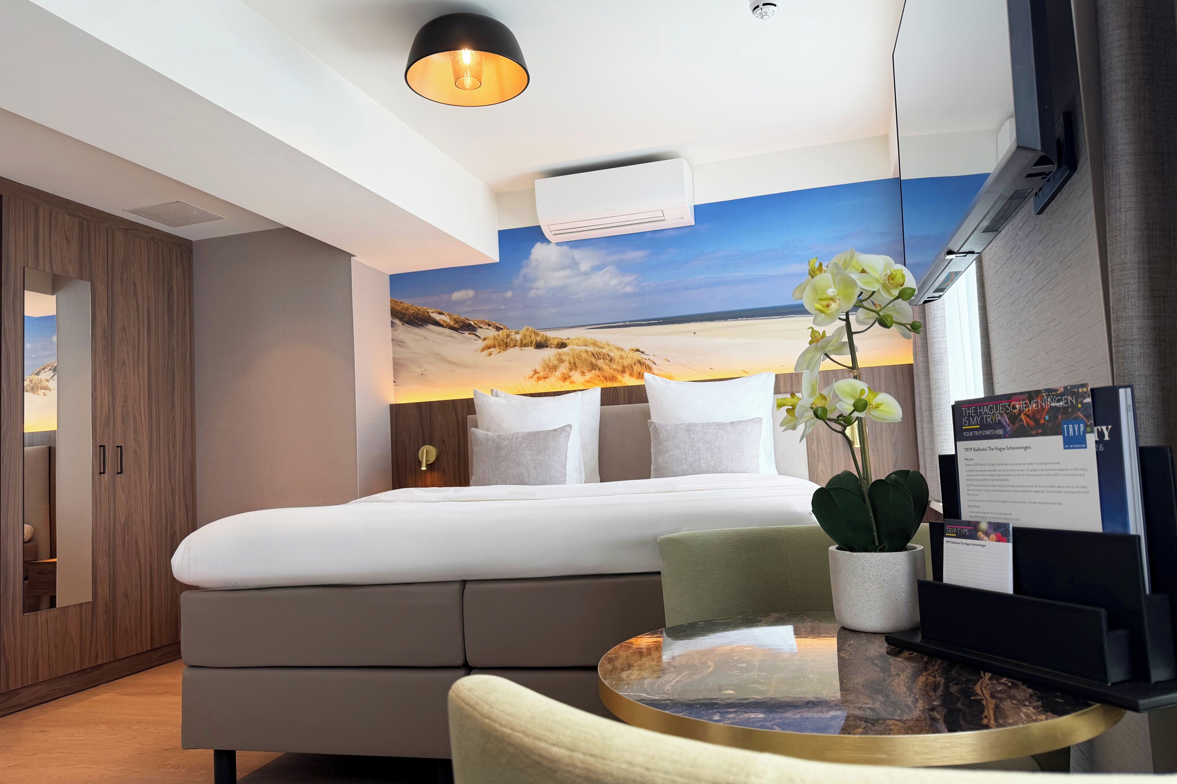 Family Room, Multiple Beds | In-room safe, desk, laptop workspace, free WiFi