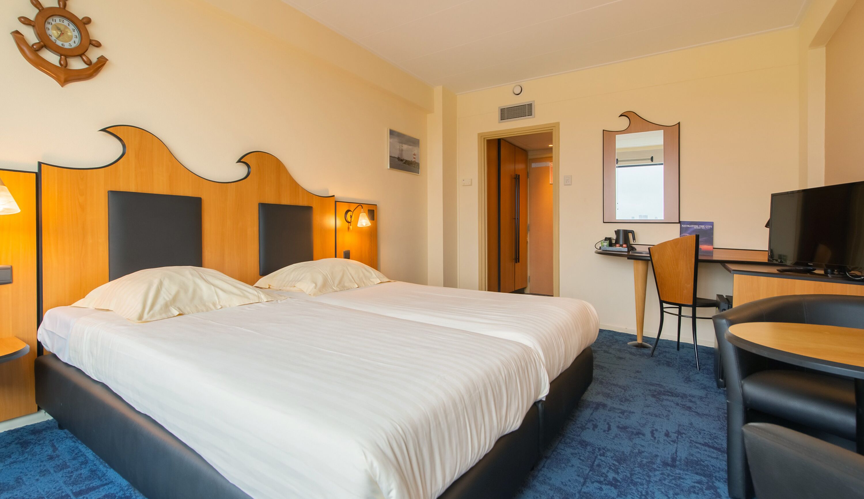 Superior-Doppelzimmer, Badewanne | Zimmerausstattung