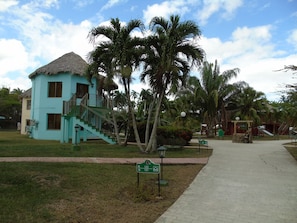 Kawasan hartanah