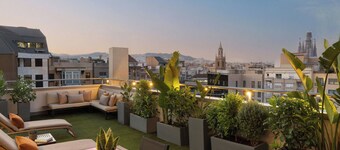 Renaissance Barcelona Hotel