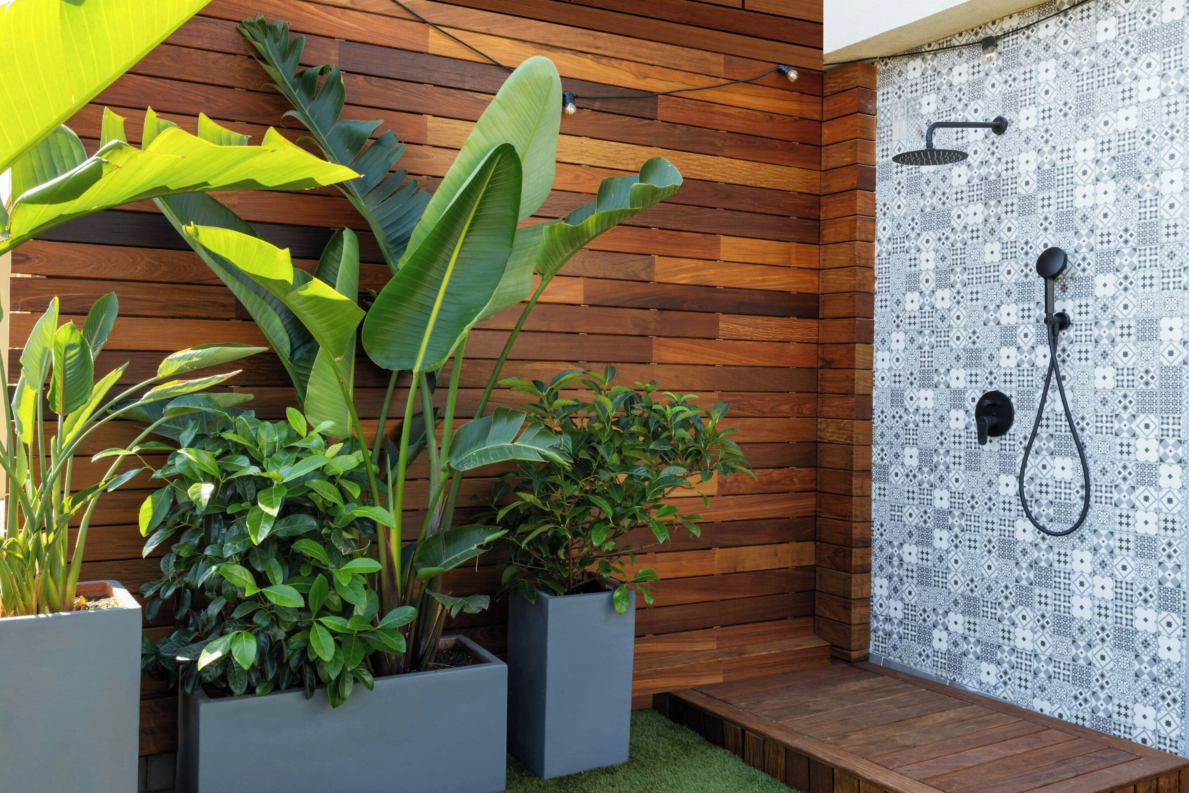 Hypo-allergenic bedding, pillow-top beds, free minibar, in-room safe