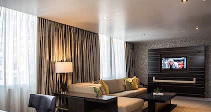 Renaissance Panama City Hotel