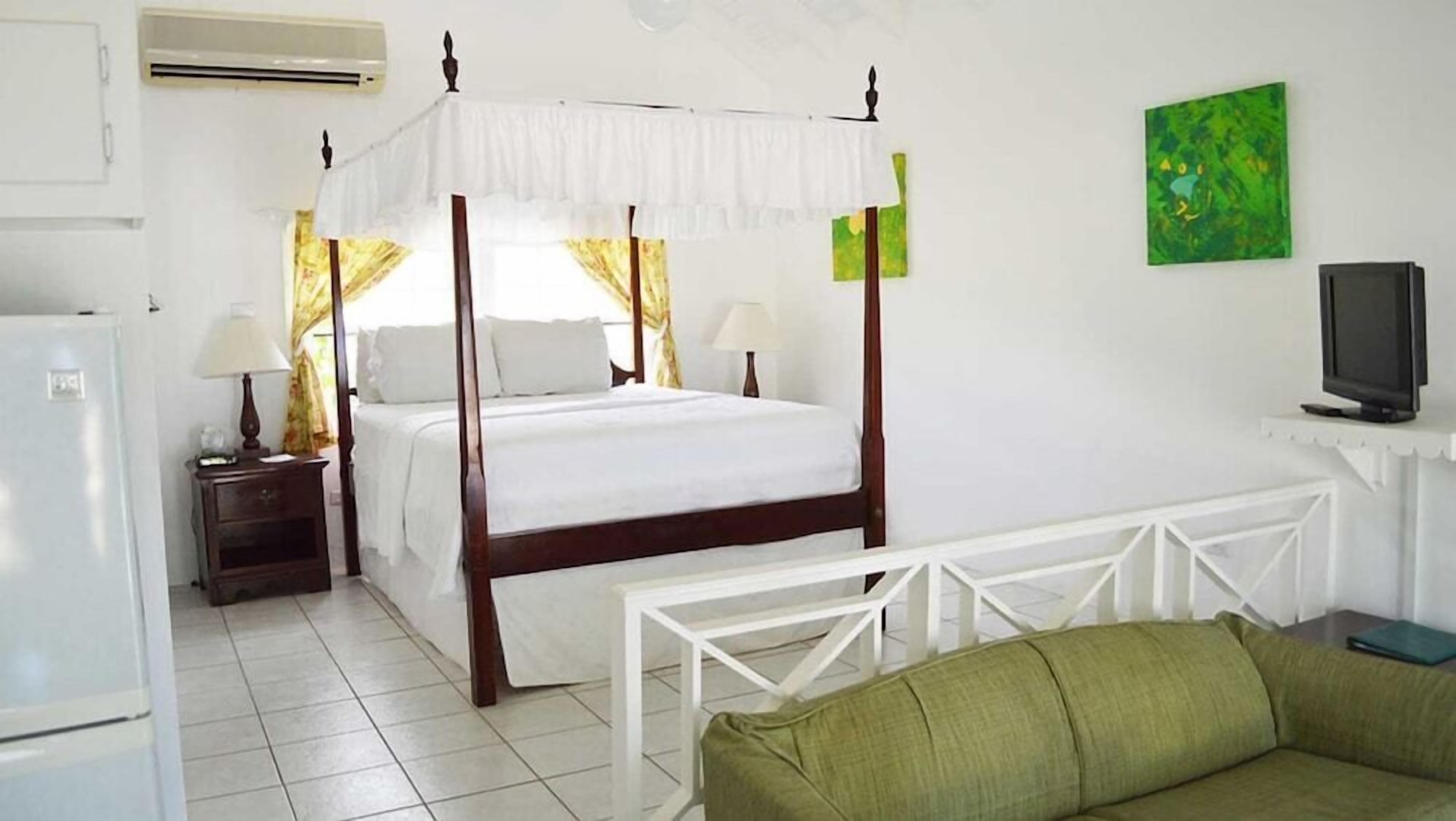 Ropa de cama de alta calidad y camas con pillow-top 