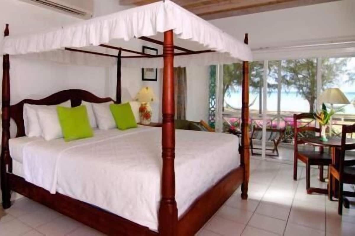 Ropa de cama de alta calidad y camas con pillow-top