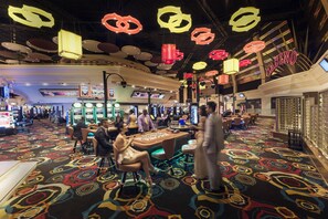 Casino - Sun City Hotel and Casino (Moses Kotane)