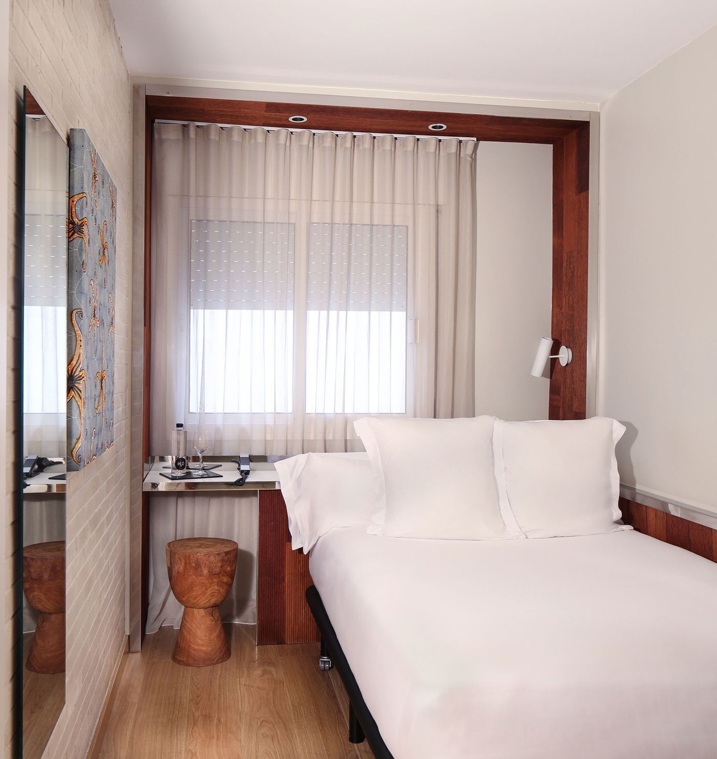 Minibar, in-room safe, free WiFi, bed sheets