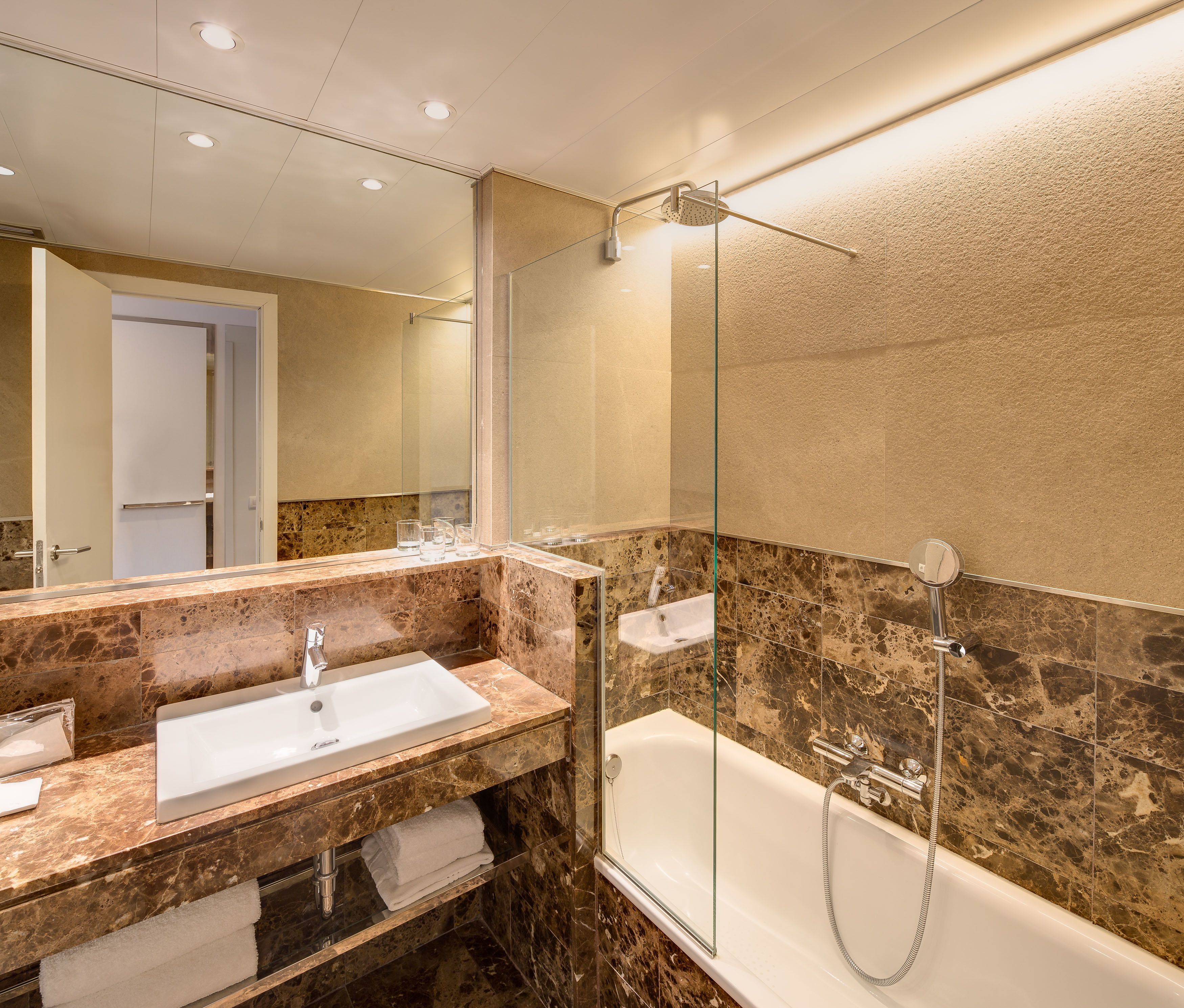 shower, free toiletries, hair dryer, slippers