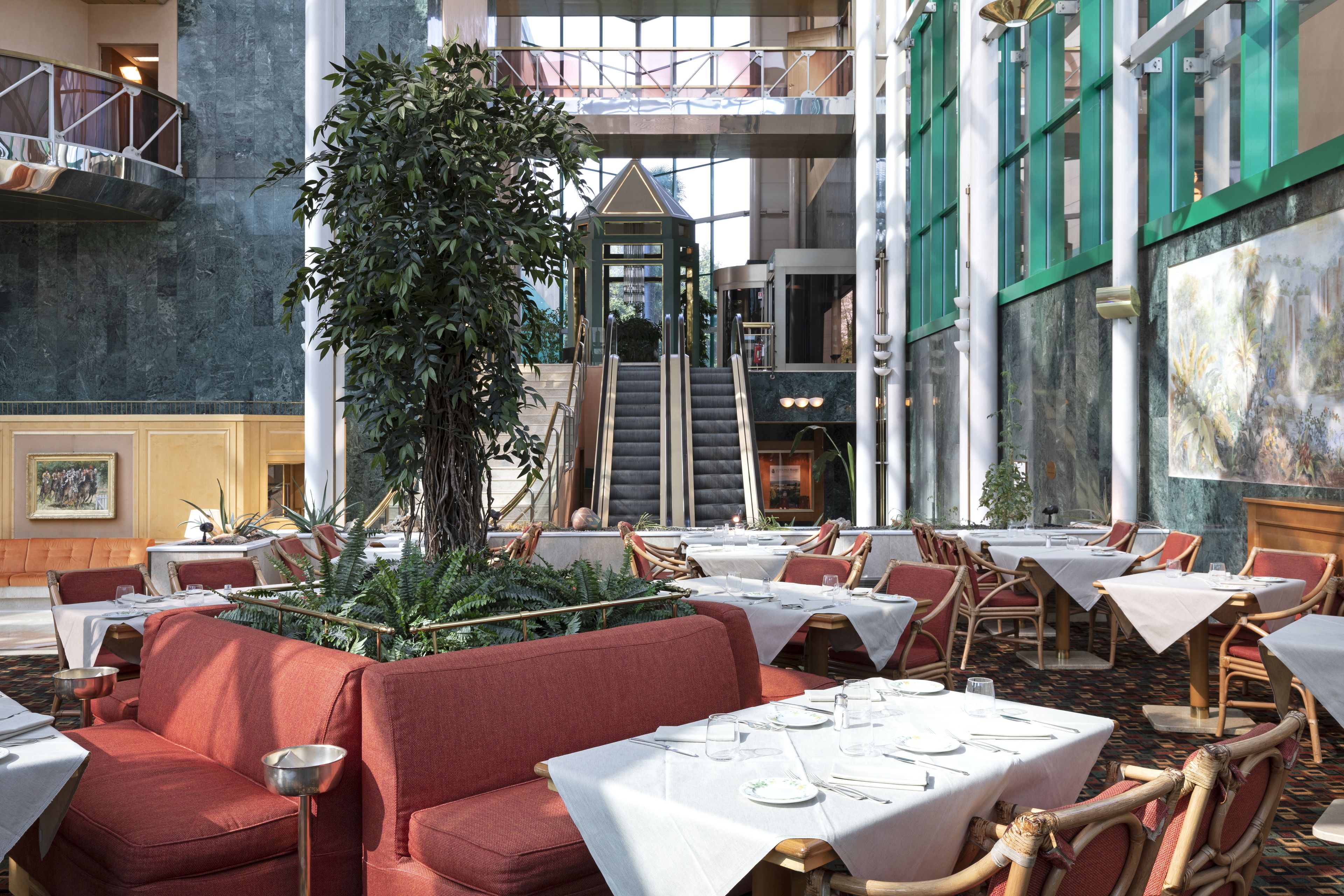 breakfast, lunch and dinner served