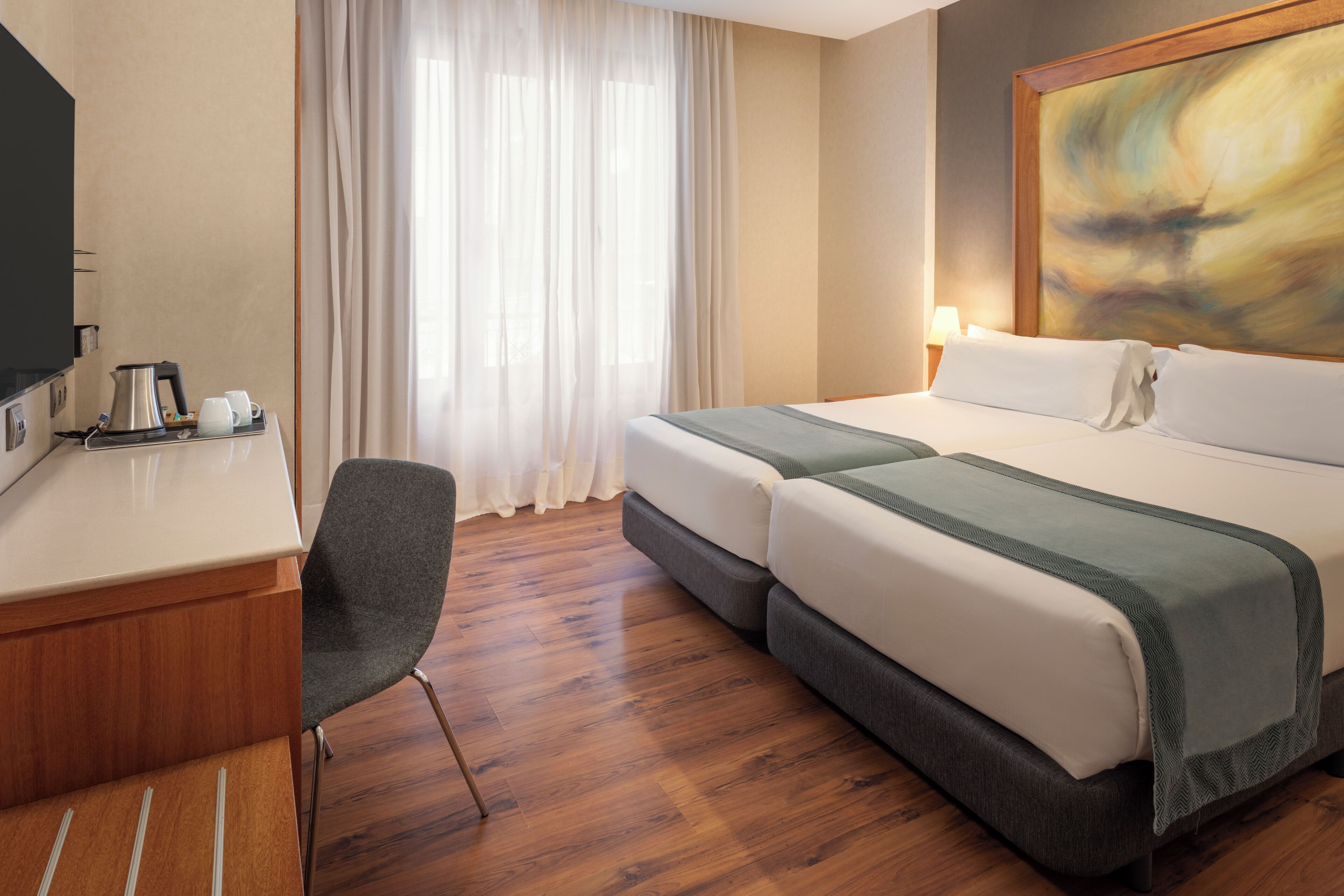 1 bedroom, minibar, in-room safe, desk