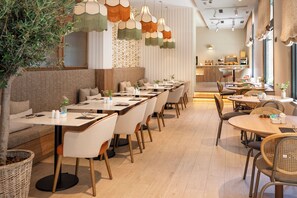 Daily buffet breakfast (EUR 19 per person)