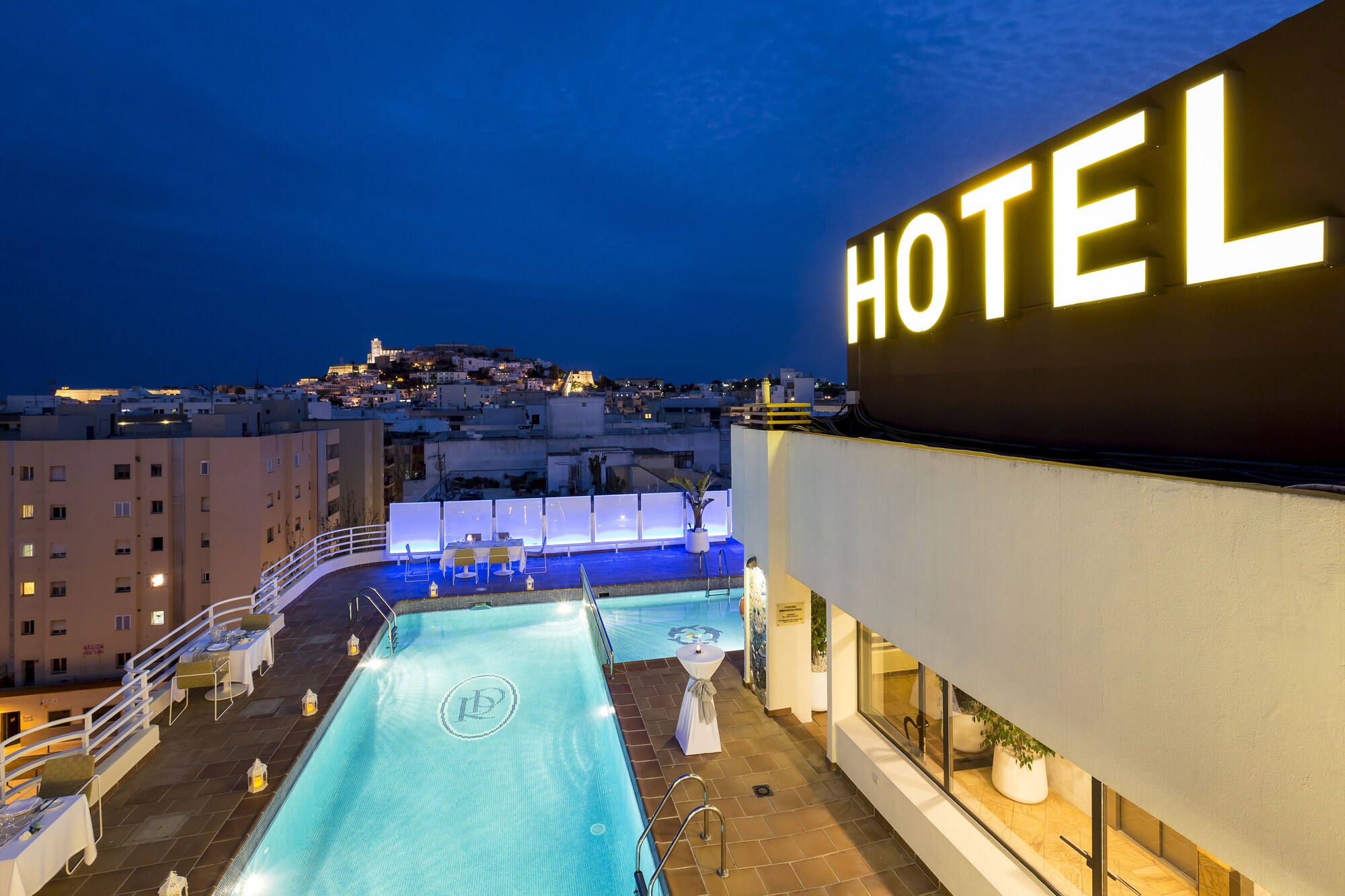4 Star Hotels