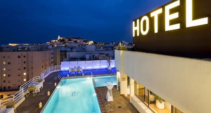 Hotel Royal Plaza