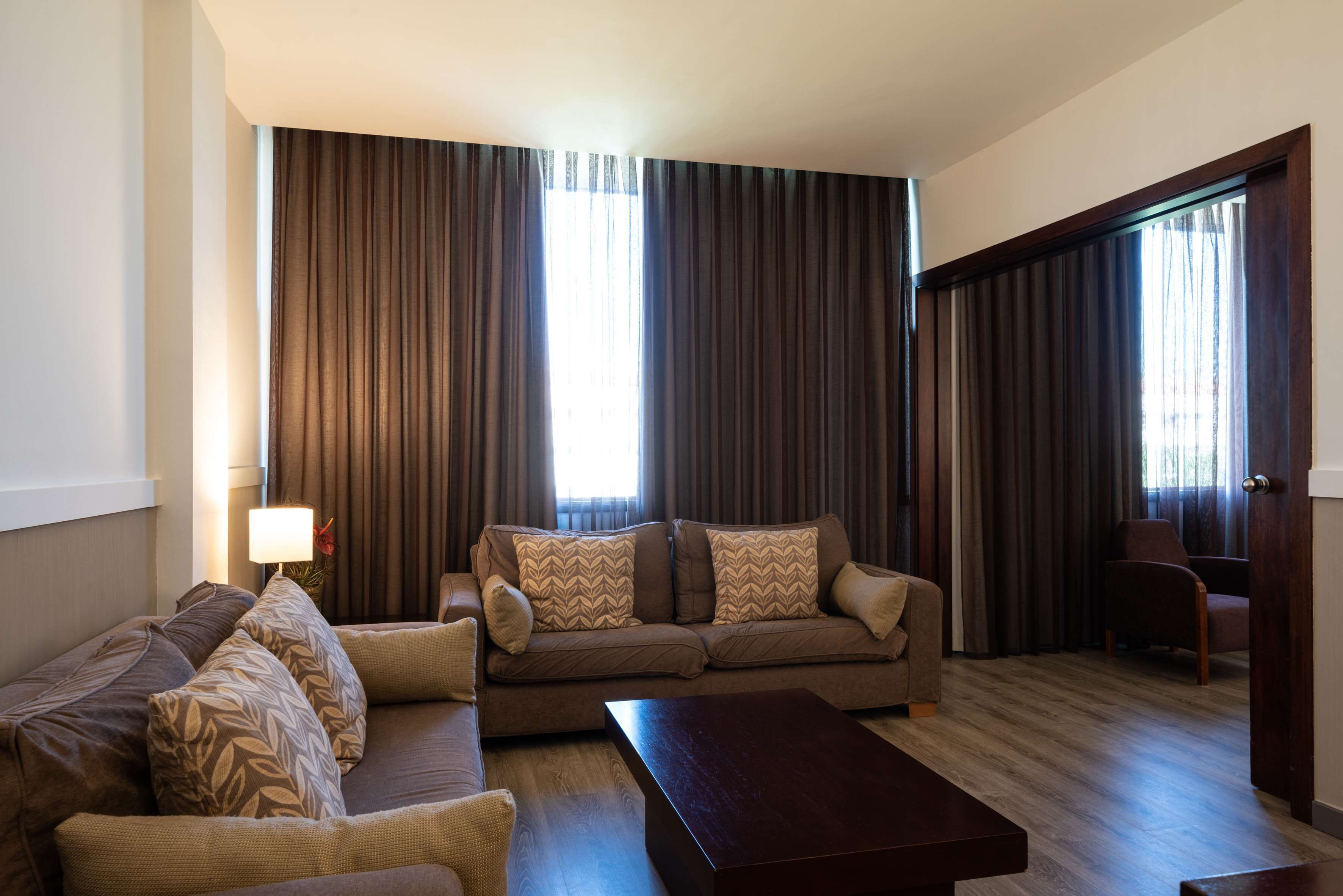 minibar, in-room safe, desk, free wifi