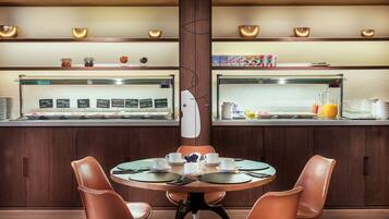 Daily buffet breakfast (EUR 19 per person)