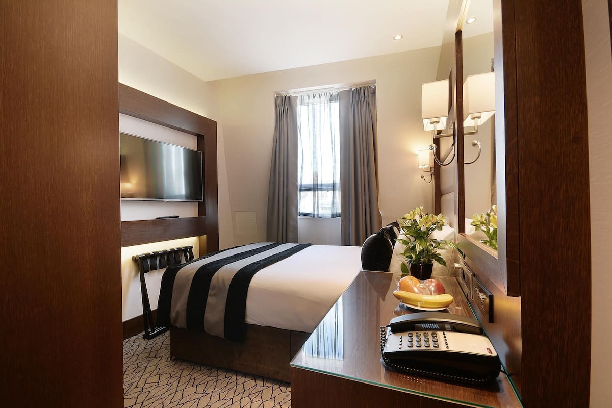 In-room safe, desk, laptop workspace, blackout drapes