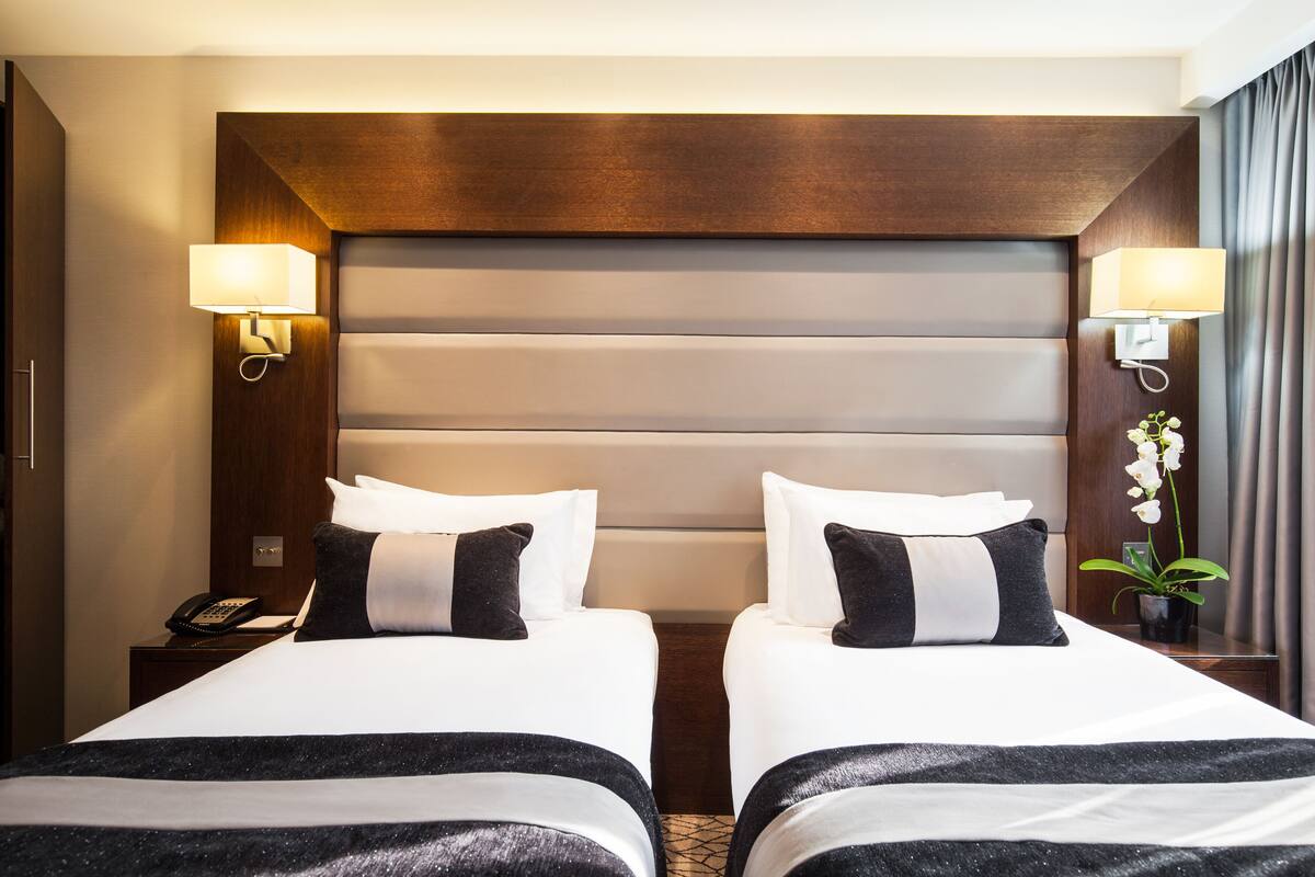 In-room safe, desk, laptop workspace, blackout drapes