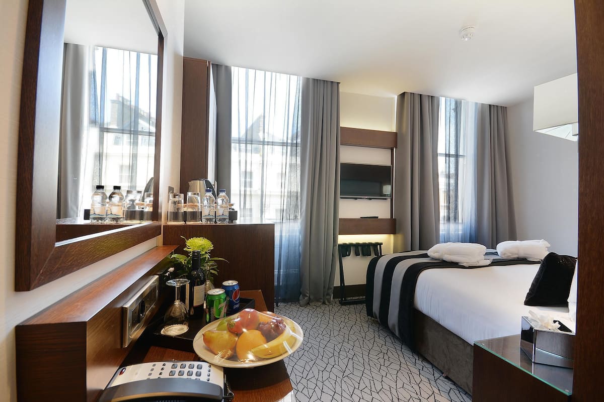 In-room safe, desk, laptop workspace, blackout drapes