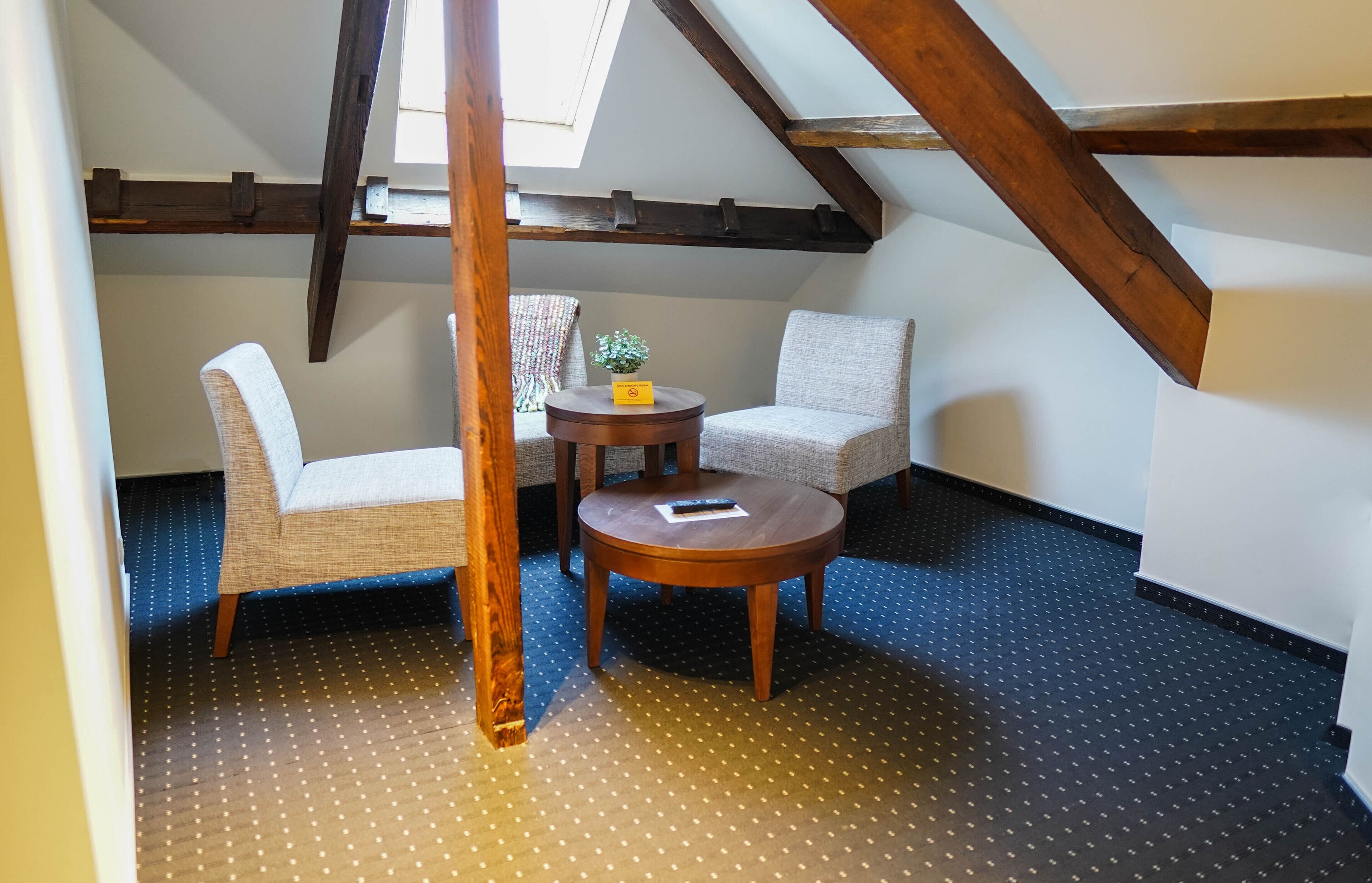 suite | 1 bedroom, minibar, in-room safe, desk