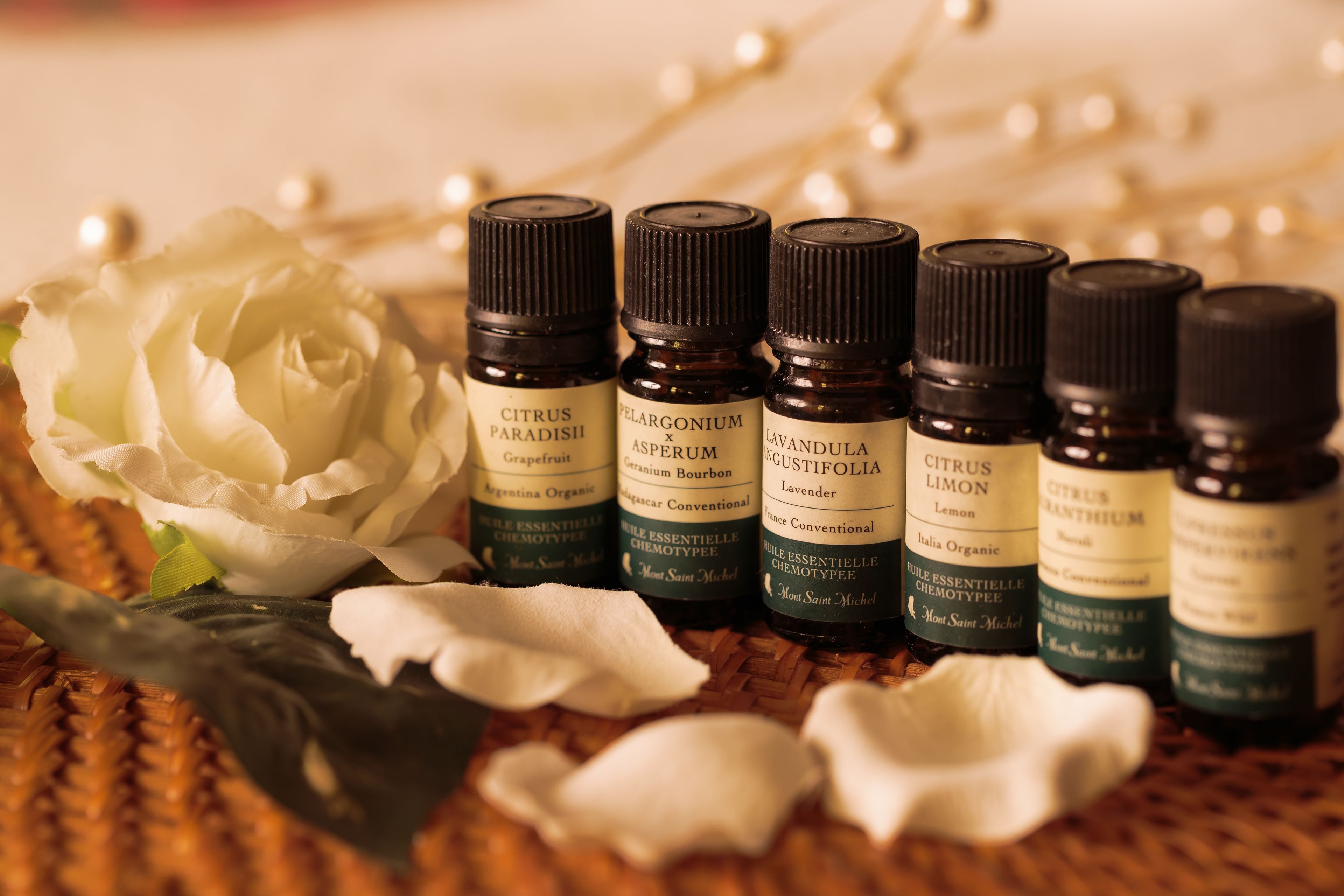 body treatments, aromatherapy, facials