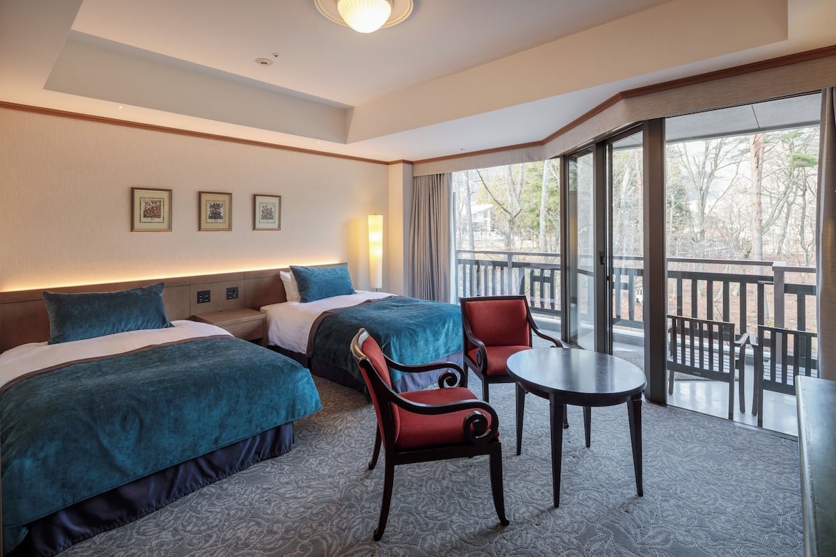 Standard Twin Room (2nd-4th floor) Entrance side, Non Smoking | Down comforters, in-room safe, blackout drapes