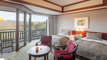 Down comforters, in-room safe, individually decorated