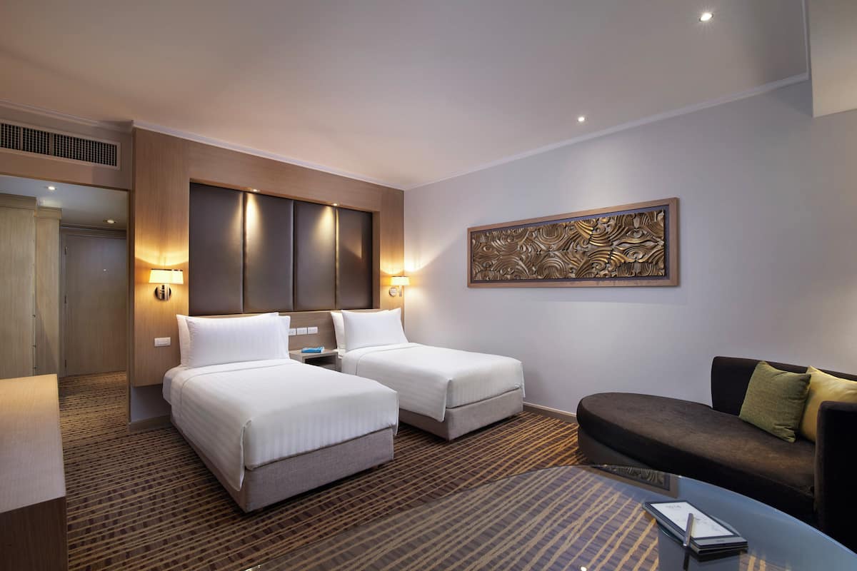 1 bedroom, Egyptian cotton sheets, premium bedding, in-room safe