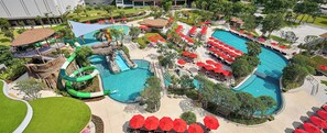A resort with multiple swimming pools, water slides, and sun loungers. - Amari Pattaya (Pattaya)