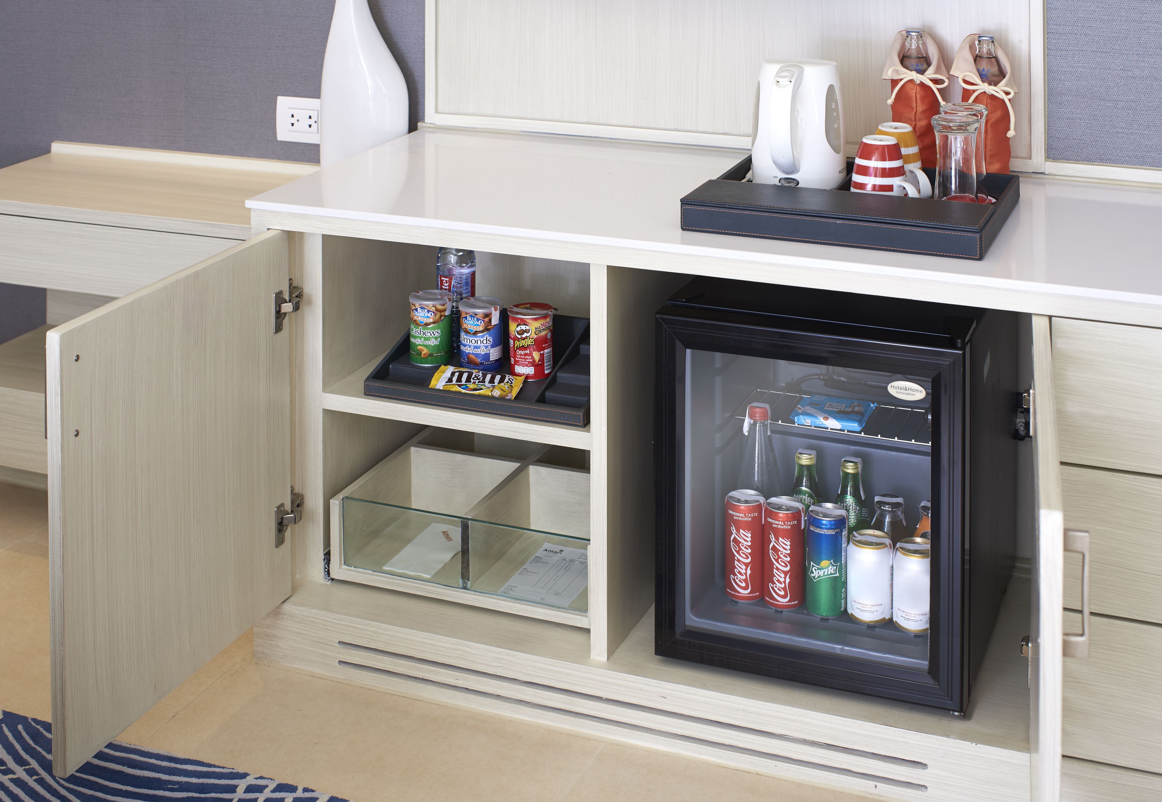 minibar