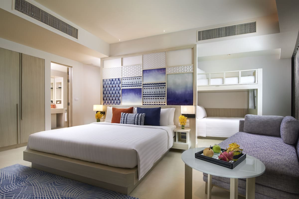 Deluxe Room, 1 King Bed (Family) | 1 bedroom, premium bedding, down comforters, in-room safe