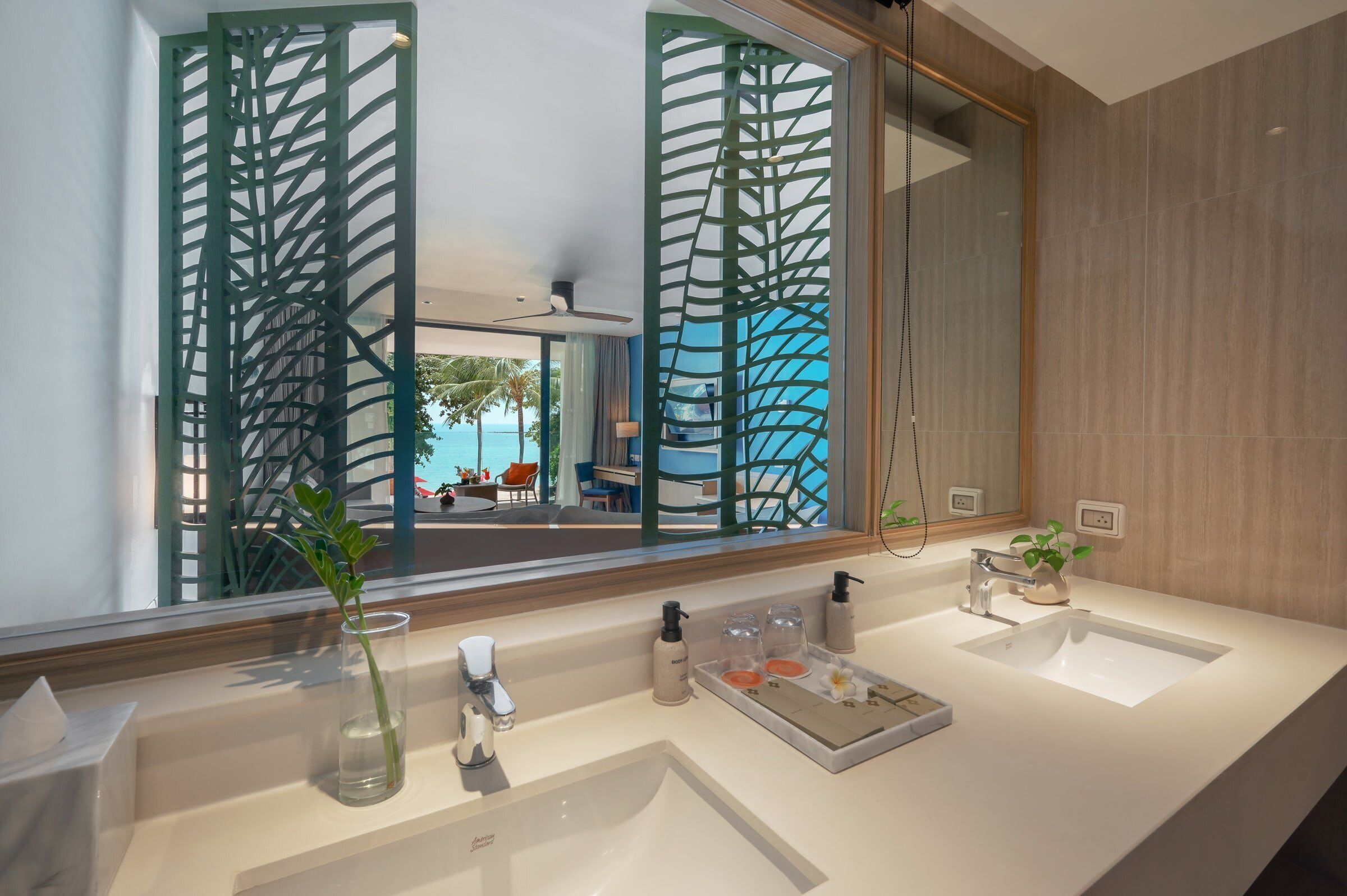 deluxe room, ocean view (grand) | 2 bedrooms, premium bedding, in-room safe, desk