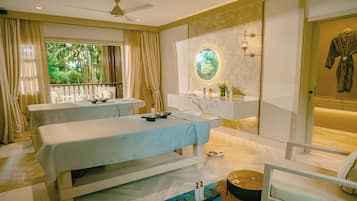Couples treatment room(s), body treatments, aromatherapy