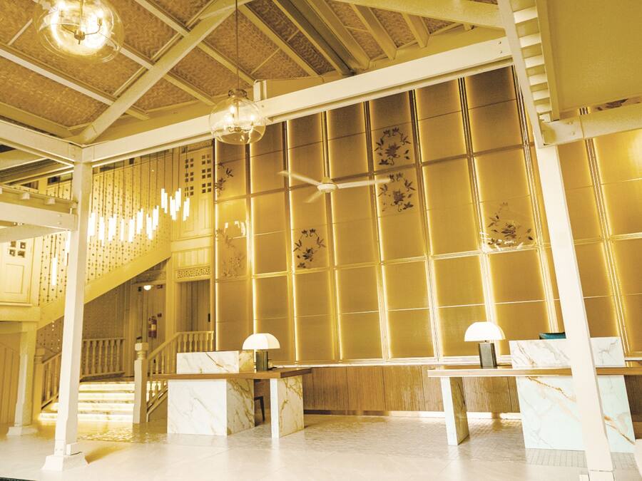 Resepsionis spa