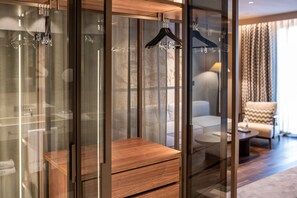 Suíte grand | 1 quarto, roupas de cama premium, frigobar, cofres nos quartos