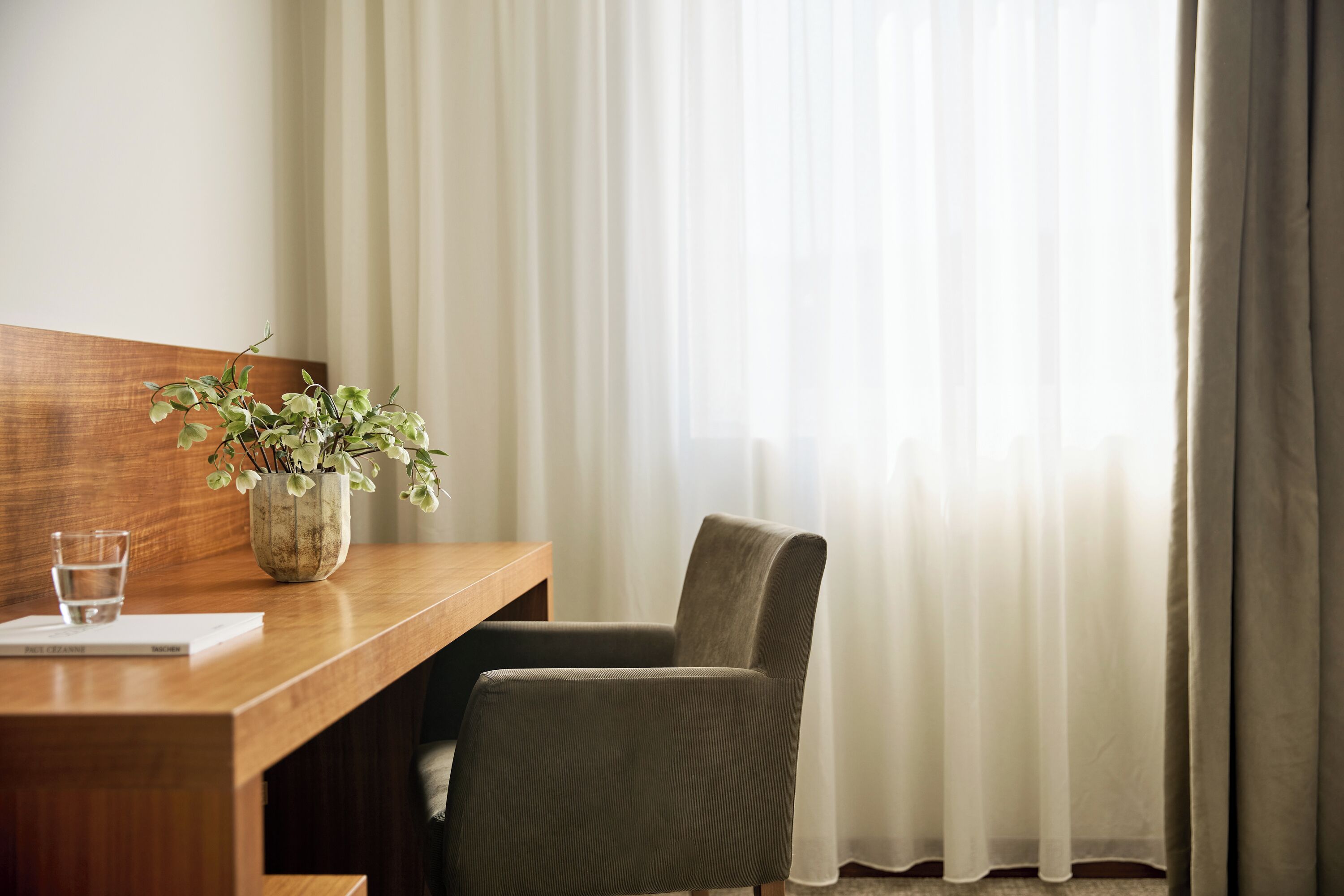 room, city view | 1 bedroom, minibar, in-room safe, desk