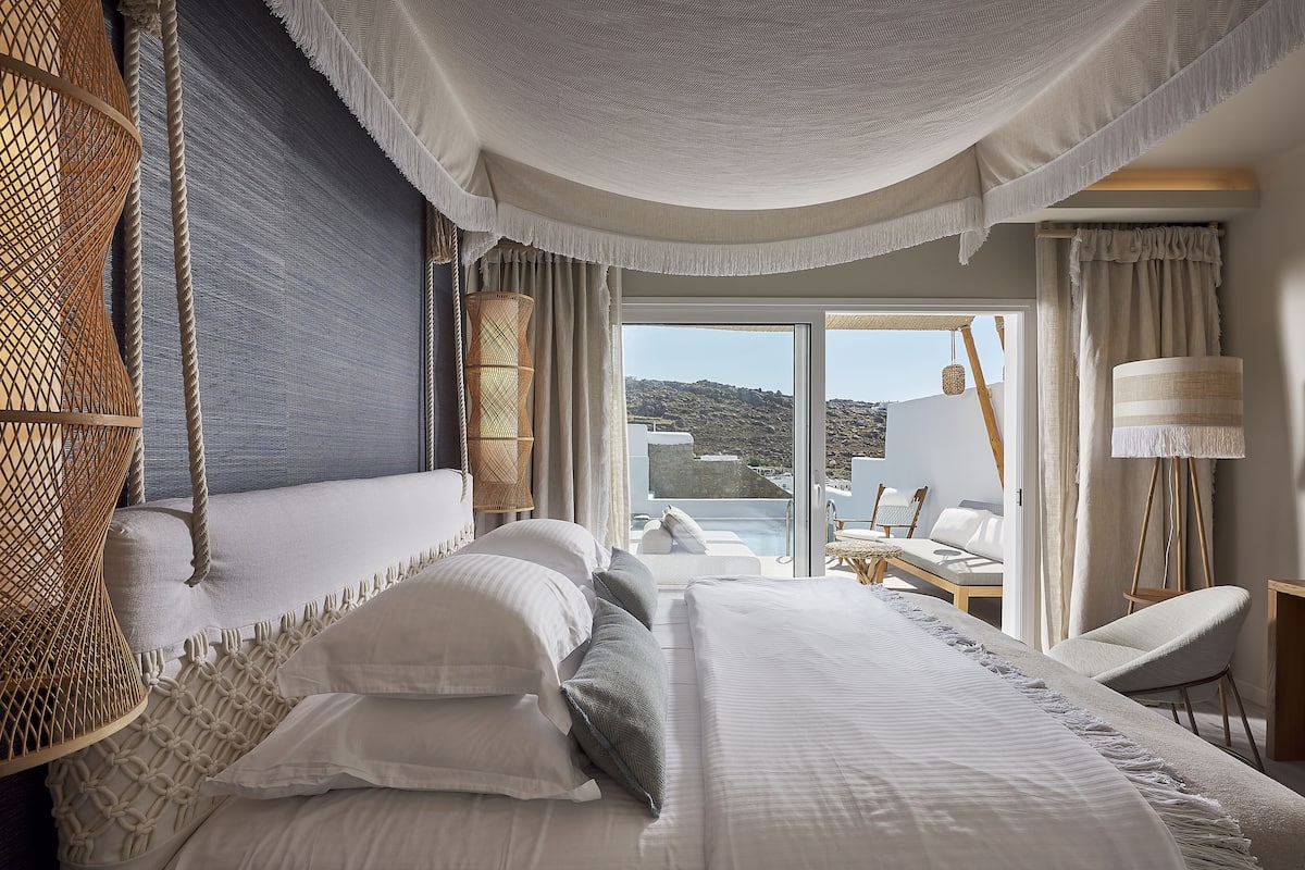 grand suite, 2 bedrooms, private pool | 1 bedroom, hypo-allergenic bedding, minibar, in-room safe