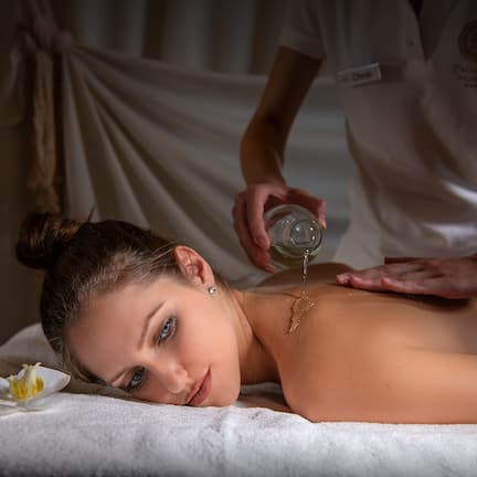 Couples treatment rooms, steam room, body treatments, aromatherapy