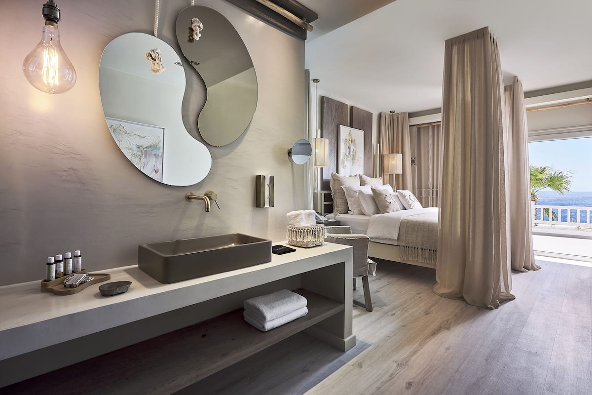 elite suite, sea view | bathroom | shower, rainfall showerhead, free toiletries, hair dryer