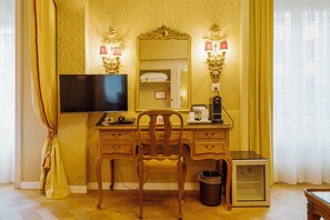 Junior Suite | Living area